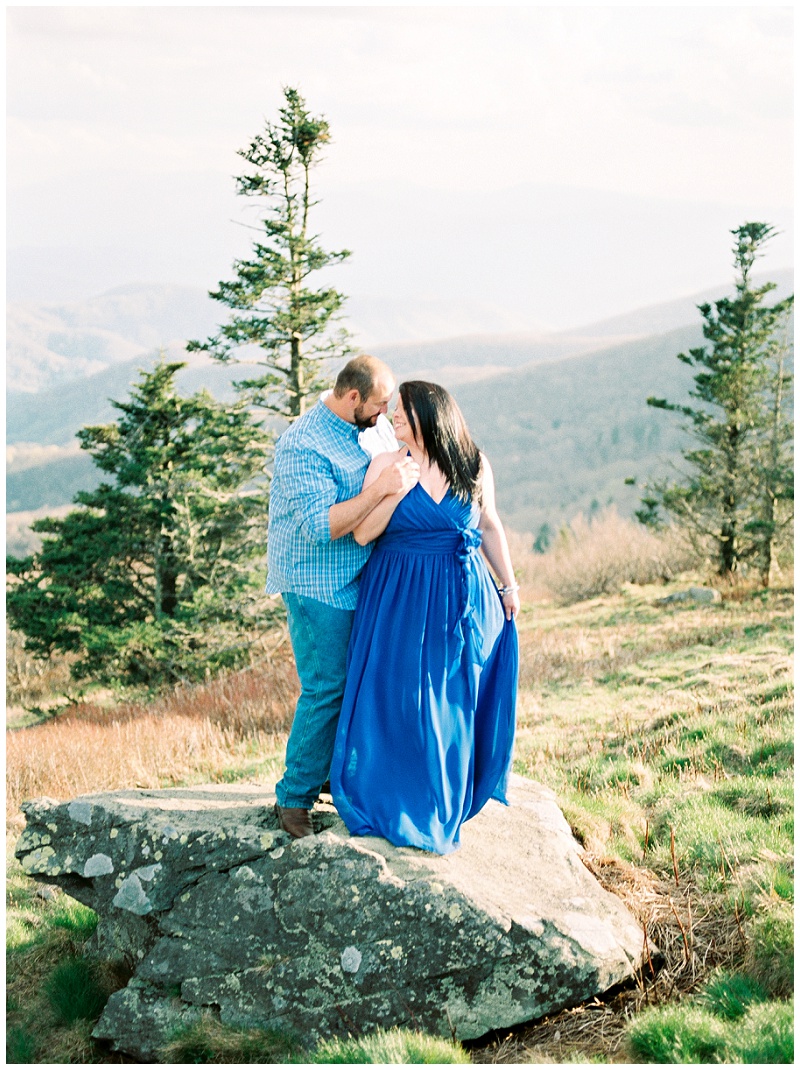Roan Mountain TN engagement pictures, east tn wedding photographers, mountain engagement session
