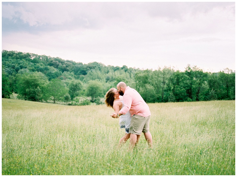 Storybrook Farm Jonesborough TN Engagement Pictures, east tn engagement photographers, jonesborough tn
