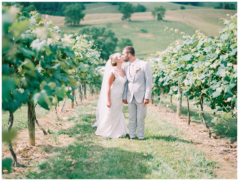 Villa Nove Vineyards Wedding, Villa Nove Vineyards Butler TN, Johnson City TN Wedding photographer