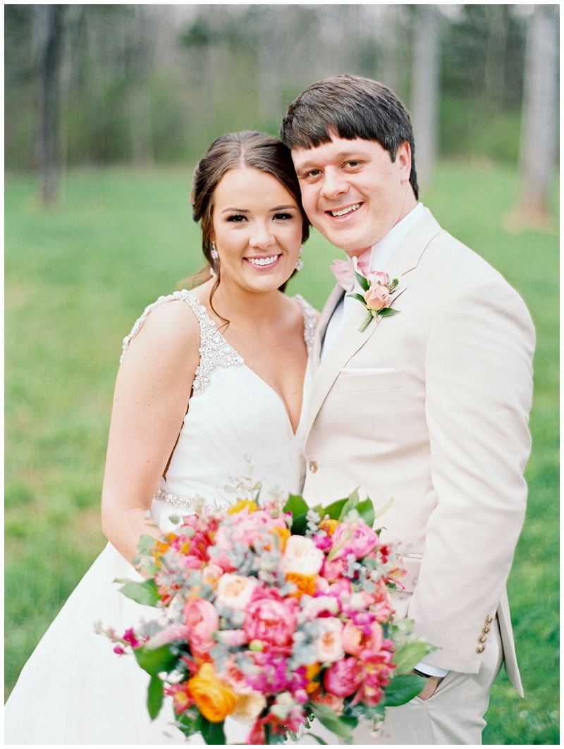 Ramble Creek Athens TN Wedding, Knoxville TN Barn wedding venues, bride and groom portrait ideas