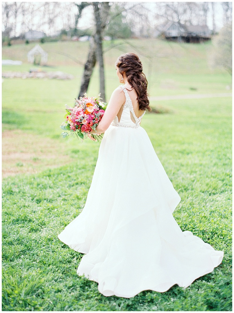 Ramble Creek Athens TN Wedding, Knoxville TN Barn wedding venues, Hayley Paige wedding dress, swank floral knoxville tn