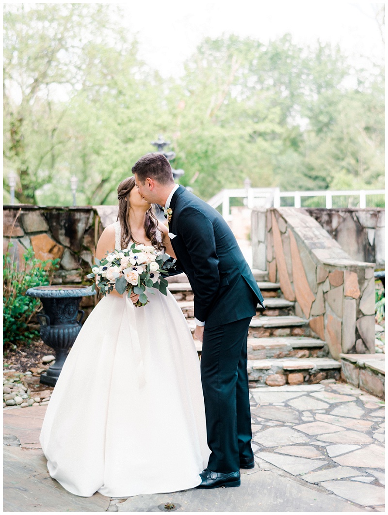 Dara’s Garden Wedding, knoxville tn event venues, knoxville tn wedding venues, east tn photographers, white lace and promises knoxville tn