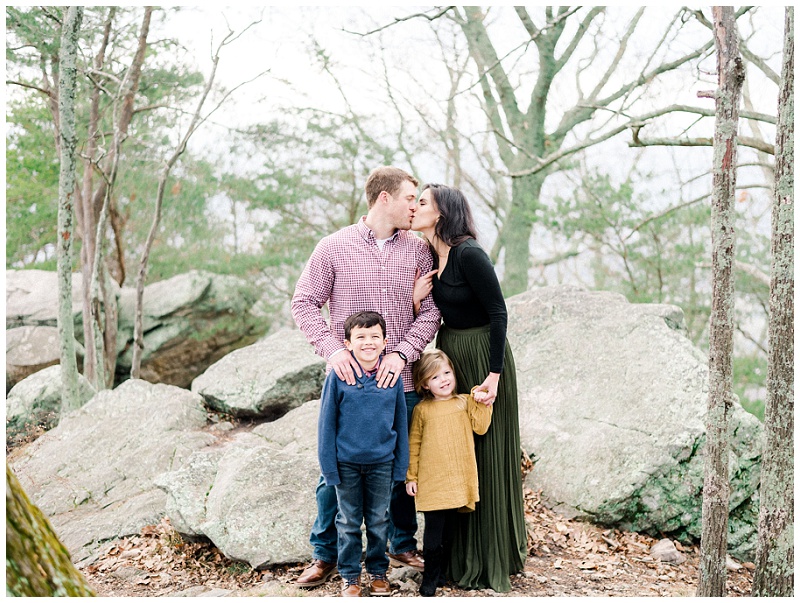Tips for choosing the best outfit for photos, smoky mountain family photographers, smoky mountain family pictures