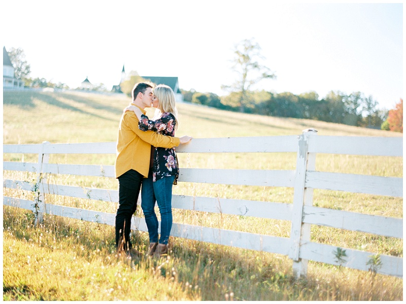 Whitestone Inn Engagement, fall engagement photos, knoxville tn wedding venues, knoxville tn engagement photo locations 