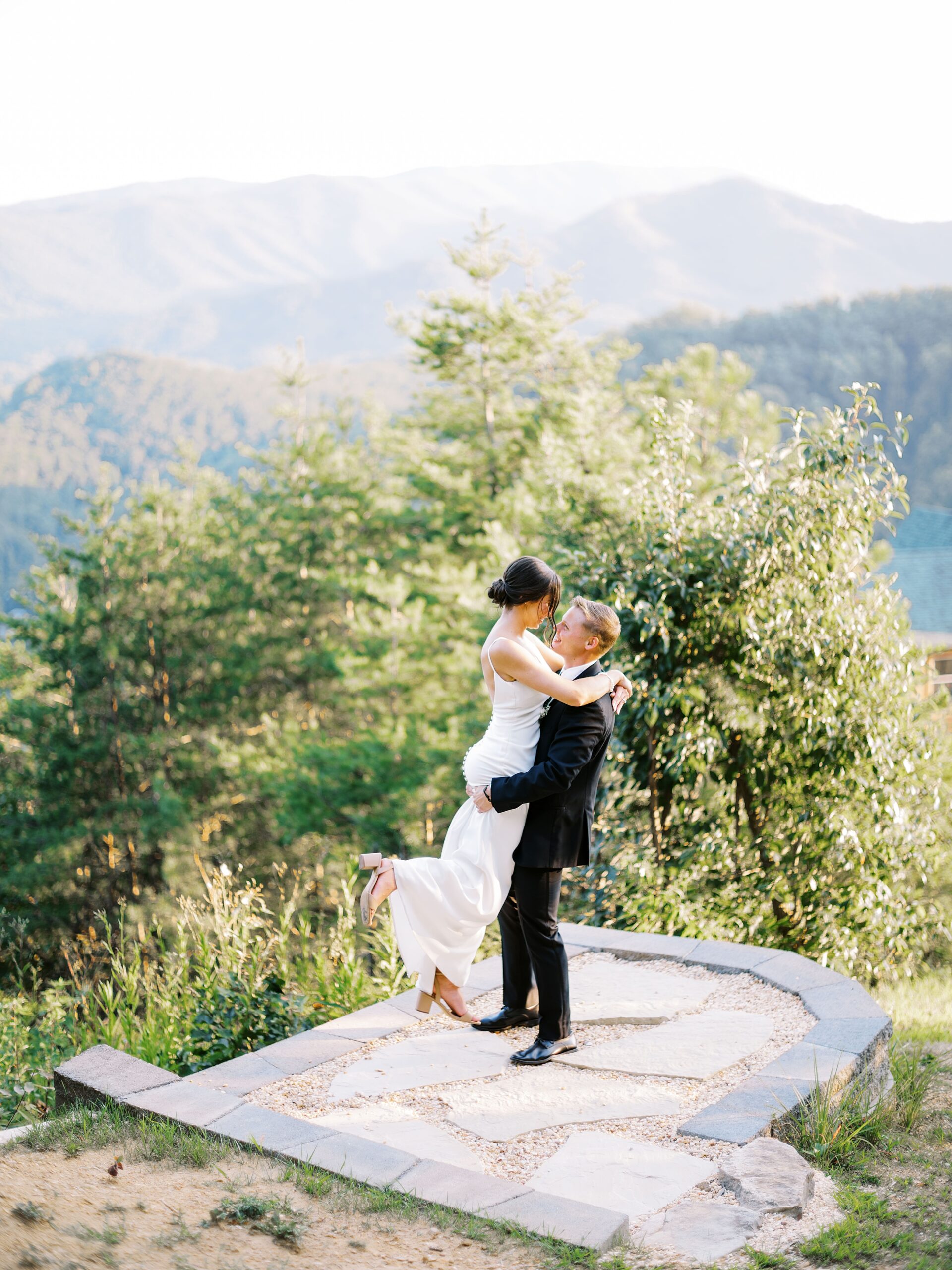 Great Smoky Mountain Wedding Photographer